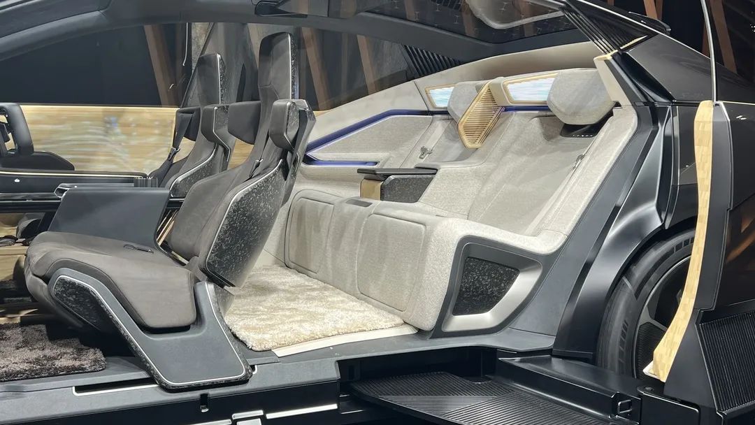 Industrial Man|Diverse Types of Display Car Models(图5)