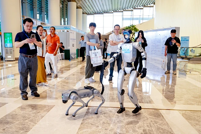 Understanding Humanoid Robots: Exploring the Tangible Tech of Tomorrow(图3) Understanding Humanoid Robots: Exploring the Tangible Tech of Tomorrow(图3)