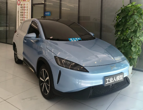 展车模型的“秘密”(图4) 展车模型的“秘密”(图4)